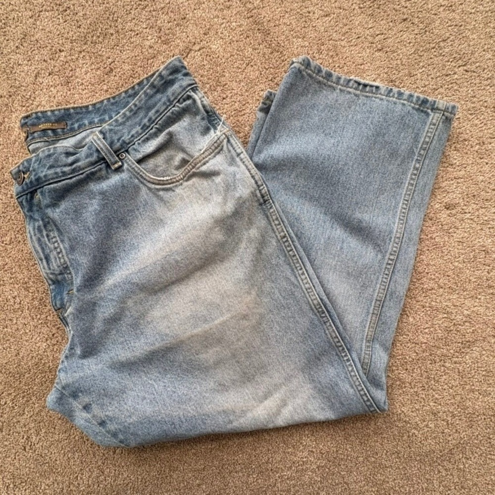 Cabelas Mens Jeans Relaxed Fit 42/29 Light Blue Wash Cotton Straight Leg Rugged - Picture 11 of 11